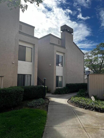2432 N Main St Unit H, Salinas, CA 93906