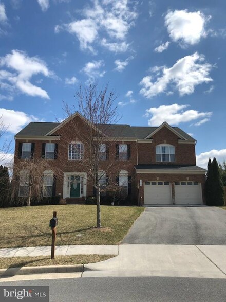 220 Merlot Dr, Stephenson, VA 22656