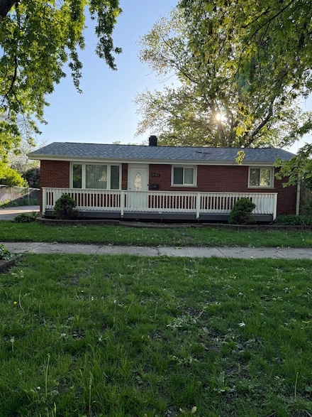 14508 Hamlin Ave, Midlothian, IL 60445