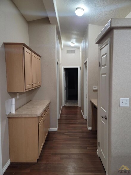 6351 Akers Rd Unit 37, Bakersfield, CA 93313