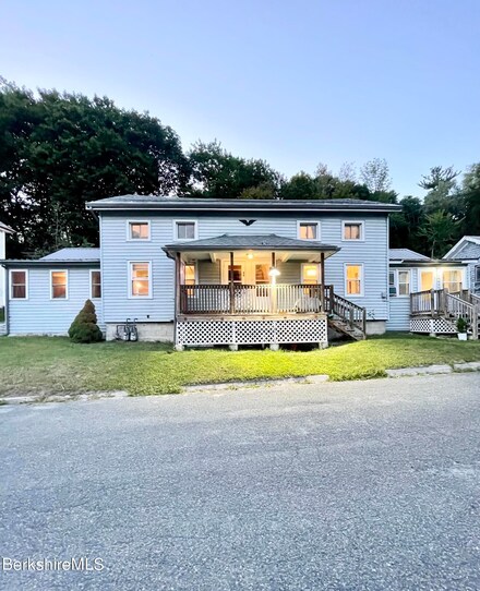 89-91 Front St, North Adams, MA 01247