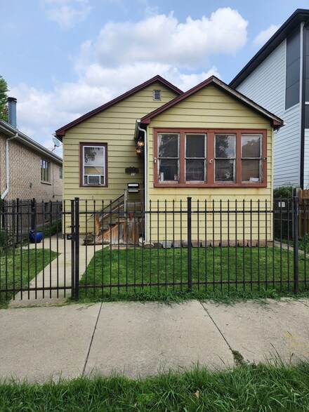 5309 N Mcvicker Ave, Chicago, IL 60630