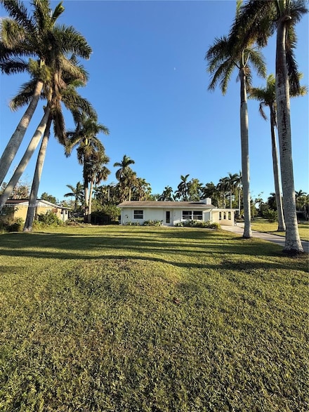 4438 E Riverside Dr, Fort Myers, FL 33905