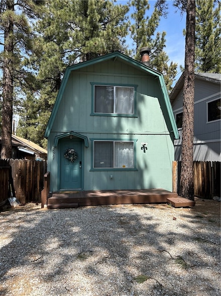 2057 3rd Ln, Big Bear City, CA 92314
