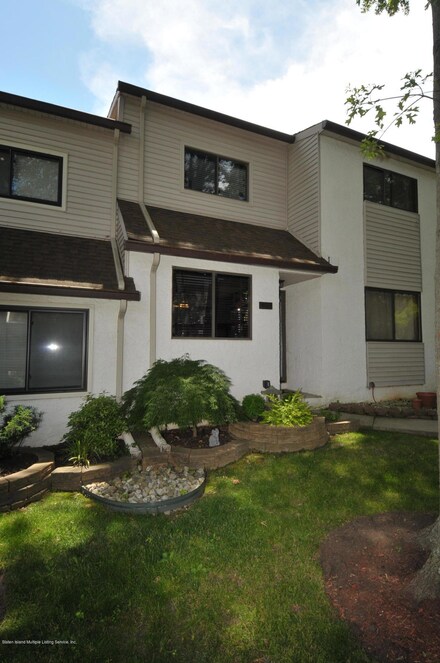 378 Sprague Ave Unit 46, Staten Island, NY 10307