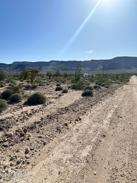 Lot 76 W Roosevelt Rd, Yucca, AZ 86438