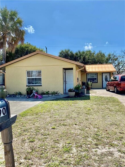 11590/592 Chapman Ave, Bonita Springs, FL 34135