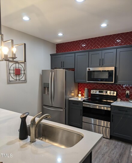 5543 Nur Ln, Raleigh, NC 27606