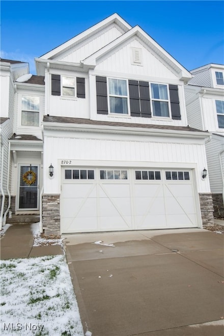 870 Dipper Ln Unit 2, Aurora, OH 44202