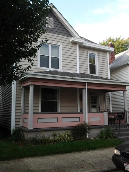 581 Reinhard Ave, Columbus, OH 43206