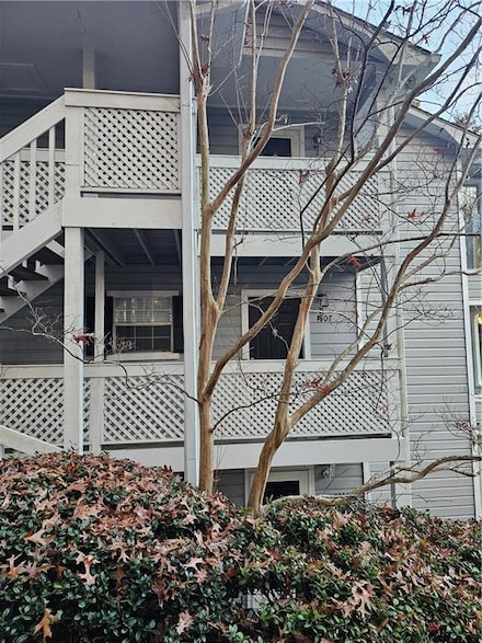 1307 Natchez Trace, Atlanta, GA 30350