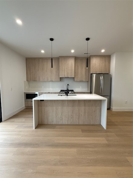 7336 Flyers Way, Dallas, TX 75235