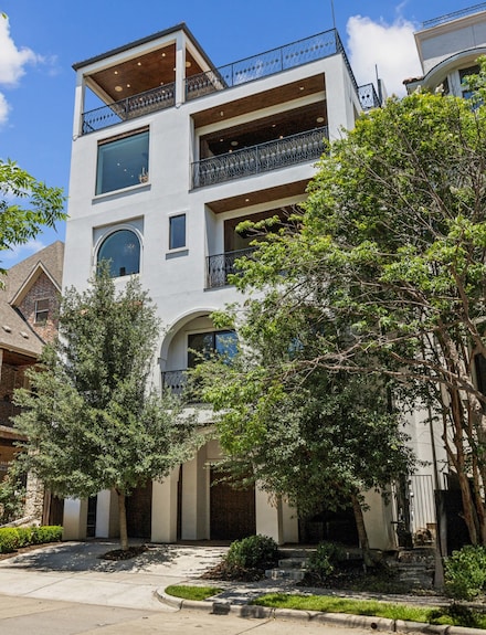 2210 Boll St, Dallas, TX 75204