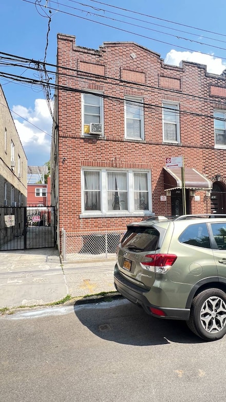 2422 Fuller St, Bronx, NY 10461