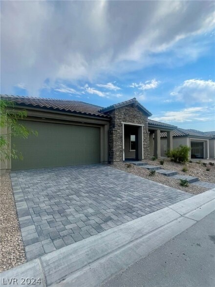 10850 Delparke Valley Ave, Mountain Springs, NV 89161