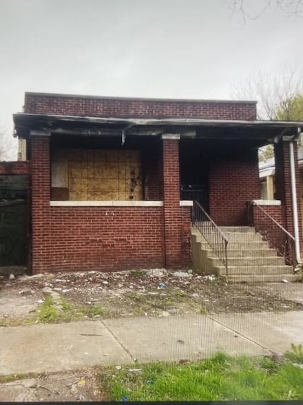 8032 S Colfax Ave, Chicago, IL 60617