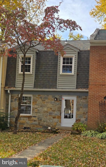 319 Rock Spring Dr SW, Leesburg, VA 20175