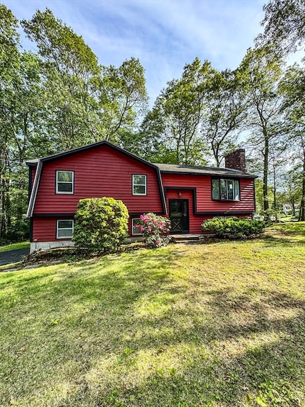 15 Grace Ln, Dudley, MA 01571