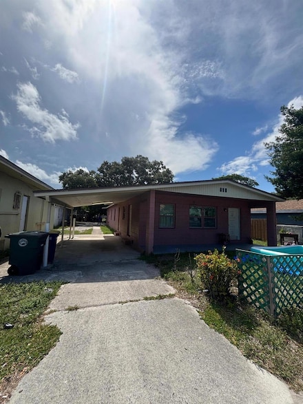 503 N 25th St, Fort Pierce, FL 34947