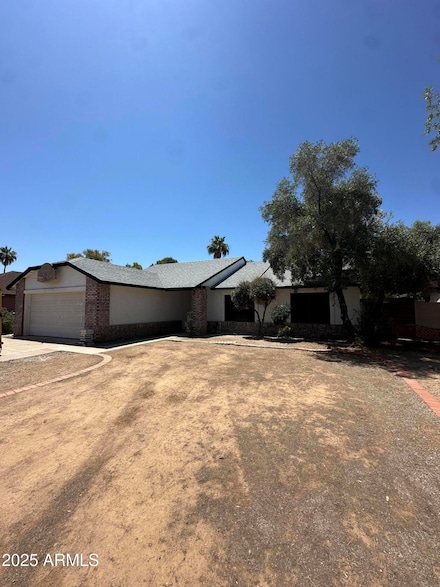 4219 E Whitney Ln, Phoenix, AZ 85032
