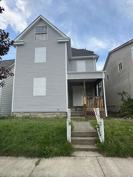134 N Eureka Ave, Columbus, OH 43204
