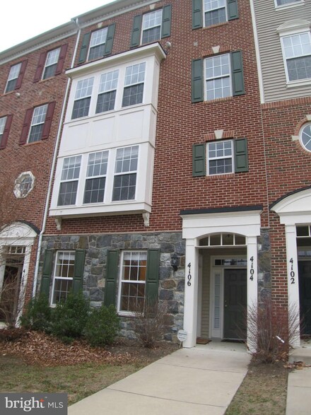 4106 Potomac Highlands Cir Unit 3, Triangle, VA 22172