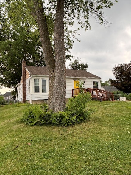 143 21st St SW, Cedar Rapids, IA 52404