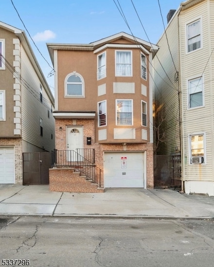 14 12th Ave, Paterson, NJ 07501