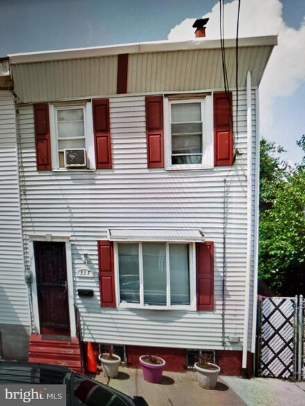 337 Liberty St, Camden, NJ 08104