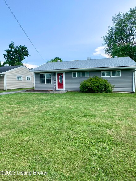 4904 Raven Rd, Louisville, KY 40213