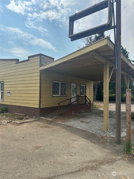 12201 Highway 12 SW, Rochester, WA 98579
