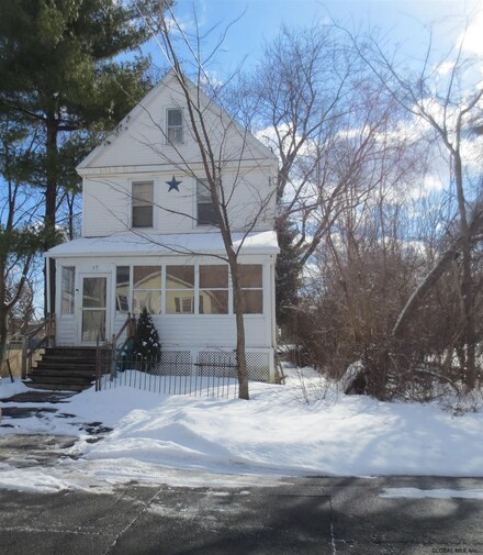 17 Rawson St, Albany, NY 12206