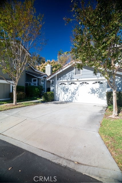13611 Almond St, Tustin, CA 92782