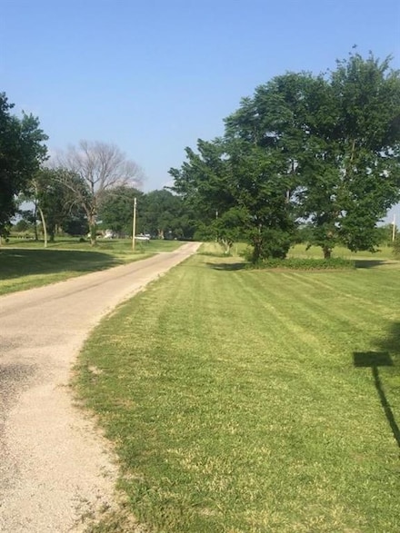 315 N Commercial St, Kincaid, KS 66039