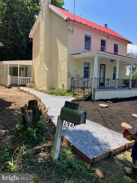 2096 Engle Switch Rd, Harpers Ferry, WV 25425