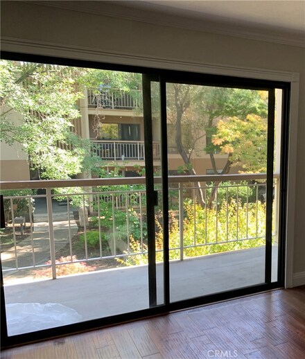 450 N Civic Dr Unit 207, Walnut Creek, CA 94596