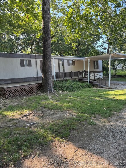 32092 S Hickory Dr, Cookson, OK 74427
