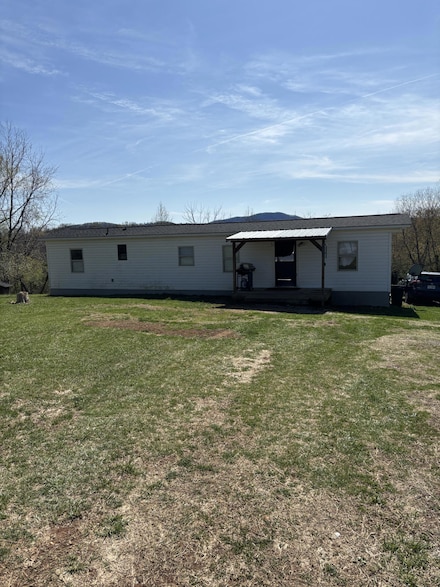 519 Stewart St, Goodview, VA 24095