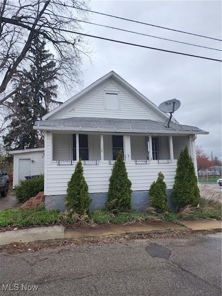 4302 Fenwick Ave, Cleveland, OH 44113