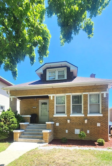 1605 S 16th Ave, Maywood, IL 60153