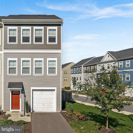 108 Centifour Dr, Stephenson, VA 22656