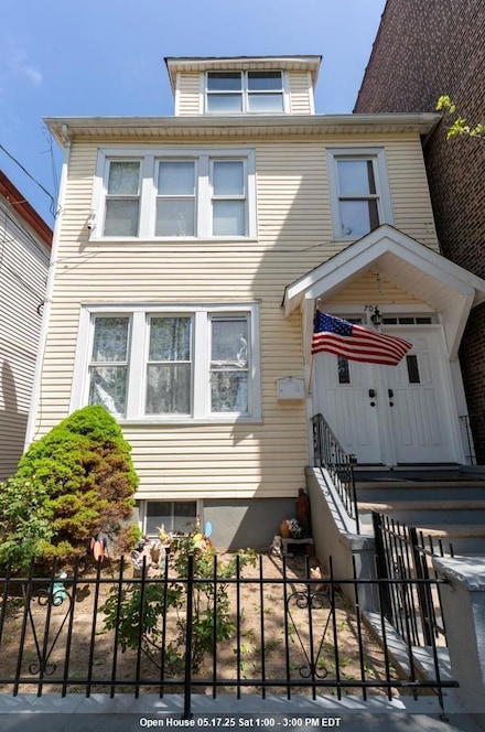 704 90th St, North Bergen, NJ 07047