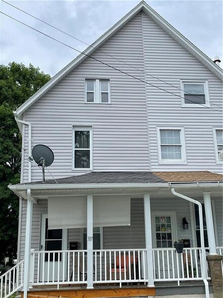 317 N Lobb Ave, Pen Argyl, PA 18072