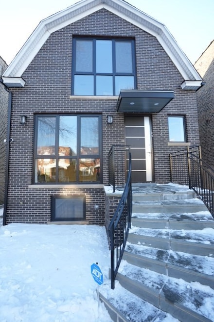1034 N Drake Ave Unit 1, Chicago, IL 60651