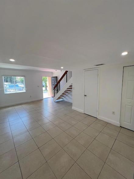 8251 NW 5th Ln Unit 282, Miami, FL 33126
