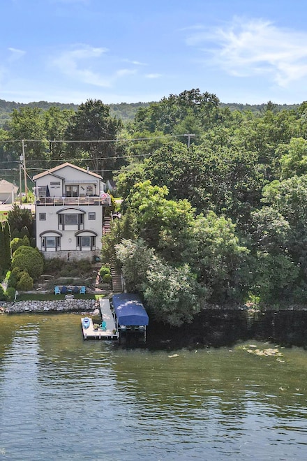 W332N6211 County Road C, Nashotah, WI 53058