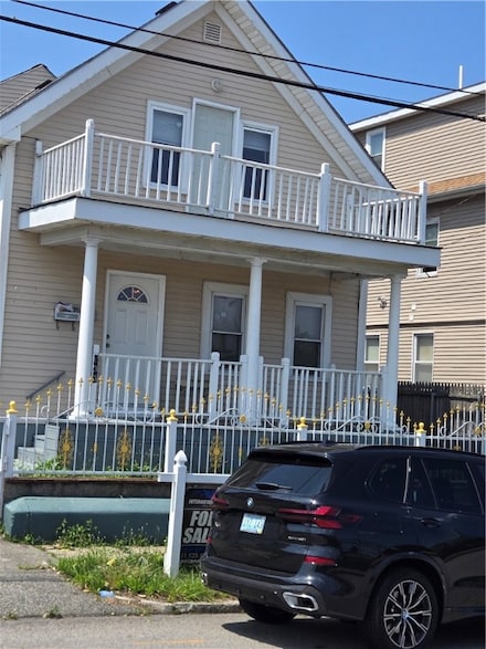 133 Byfield St, Providence, RI 02905
