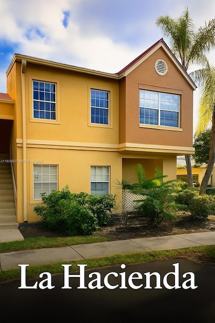 18310 NW 68th Ave Unit E, Hialeah, FL 33015
