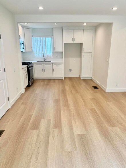 1235 N Brand Blvd Unit 5, Glendale, CA 91202