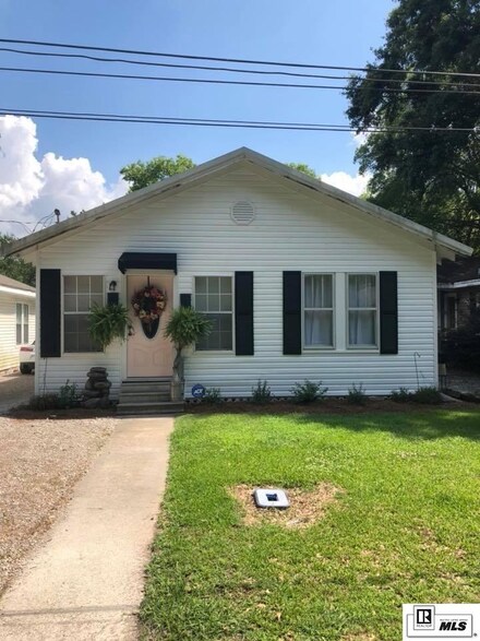 112 Martin Luther King Dr, Rayville, LA 71269